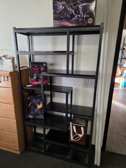 Display shelf
