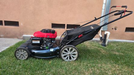 Honda Troybilt Self Propelled Lawn Mower 21"