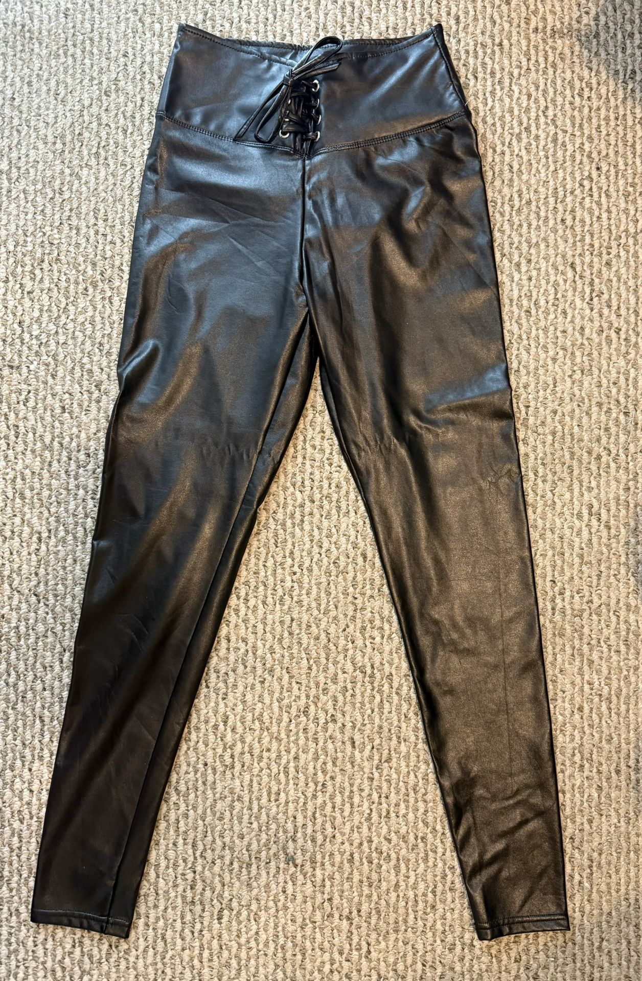 Women’s Faux pants with scrunch size M