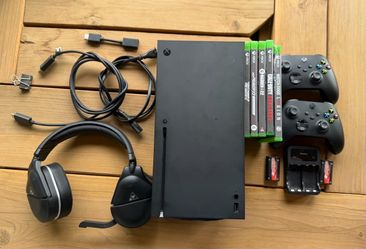 Xbox Series X 1TB Complete Bundle