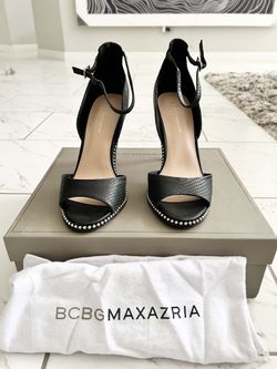 NEW! Size 8.5 BCBG Jessika Ankle Strap Sandals