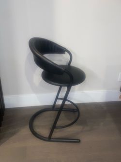 Set of 3 Mid Century Modern Amisco Bar Chairs  with the Black Metal Base and Leather Seats and Removable Backseat support