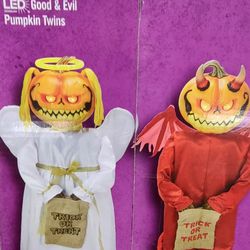 Halloween Animated Good And Evil Pumpkin Twins. Brand New In Box 
