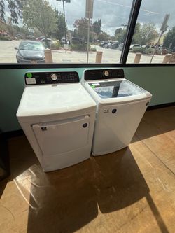 Midea washing machine and gas dryer set