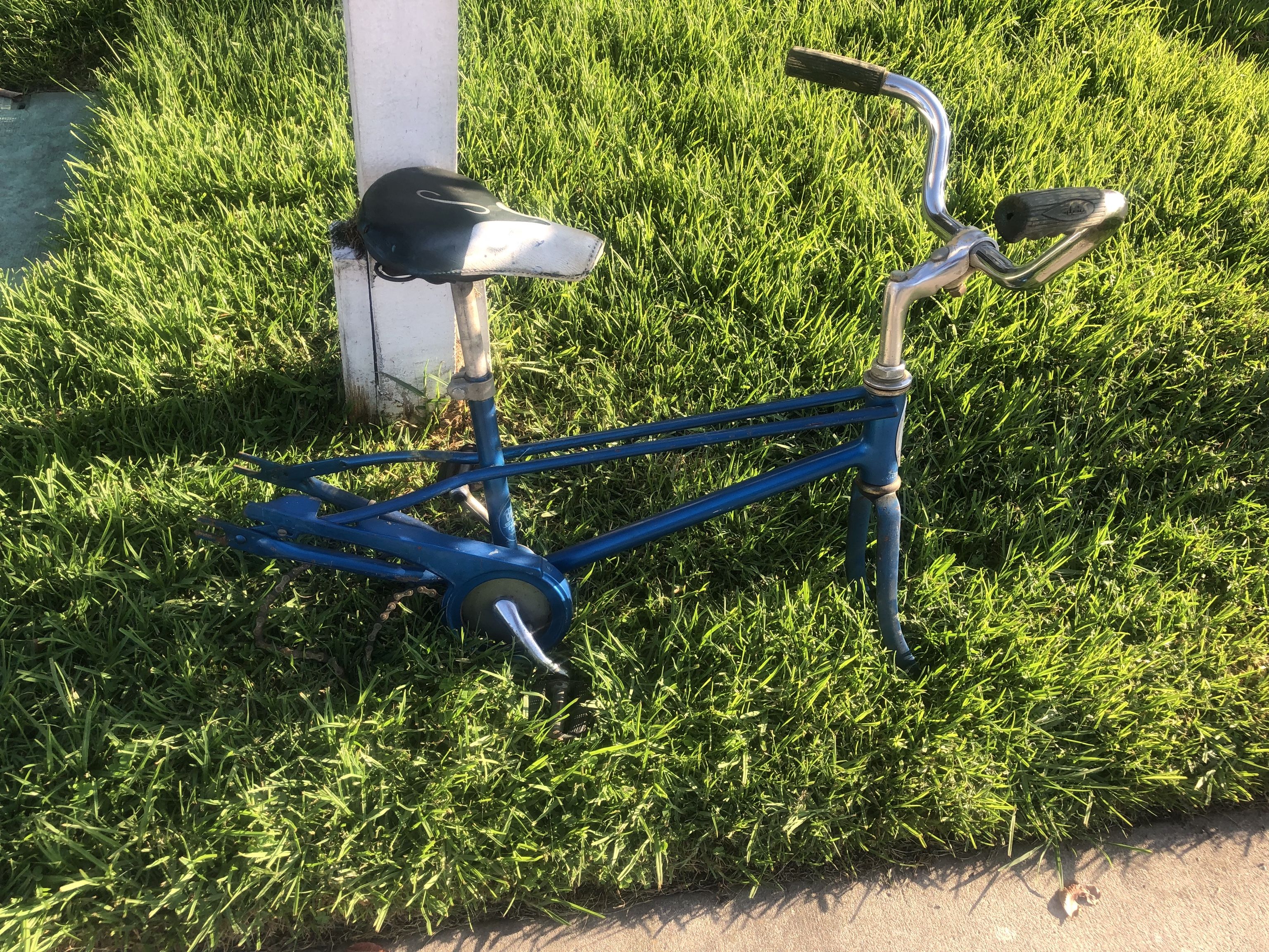 bmx bicycle photos Elite 26" BMX Bike - Outlaw