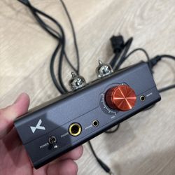xDuoo MT-602 tube headphone amp