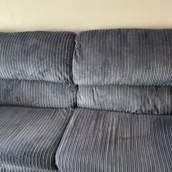 Couch 25$ 