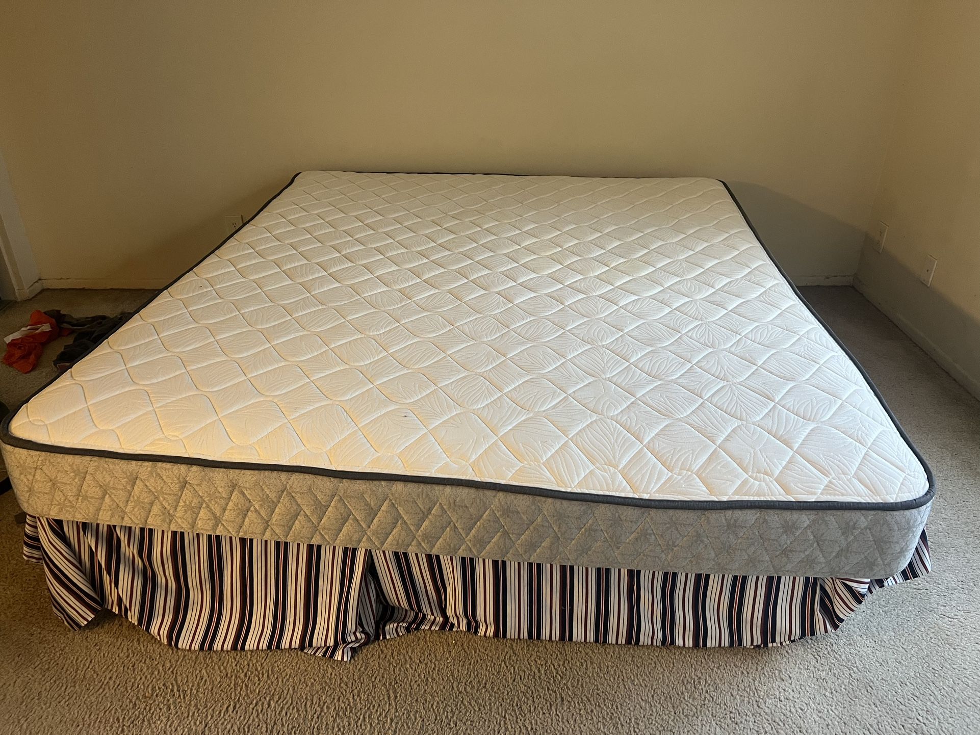 King Mattress And Box Springs