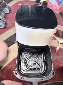 White Air Fryer with Basket