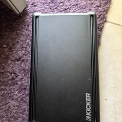 Kicker Amp