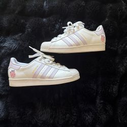 Adidas Superstar Sneakers 🤍🩷