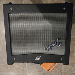 Fender Mustang 1
