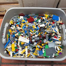 About 40 Pounds Of Lego Building Pieces Only Mixed Star Wars Ninjago Harry Potter  Marvell