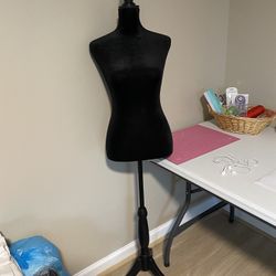 Black Mannequin Sewing 