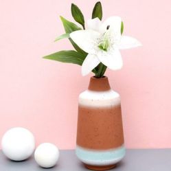 Ceramic Vase Modern Decor - Exquisite Tall Flower Vase for Center Pieces Decoration for Dining Table, Office Desk, Shelf, Farmhouse, Mantel