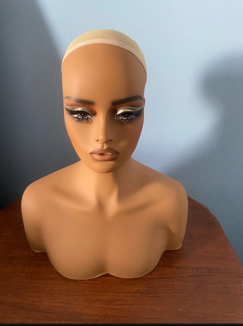 Wig Mannequin Head 