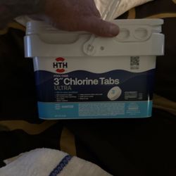 HTH chlorine Tabs 3” 8lbs