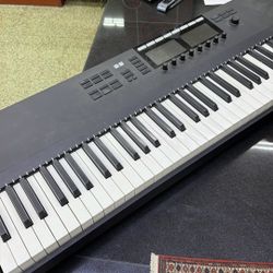 Native Komplete S88 MK2  