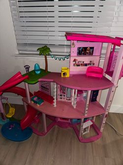 Barbie dream house