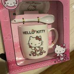 Hello Kitty Cup Set