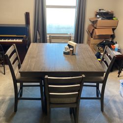 Dining Table Set