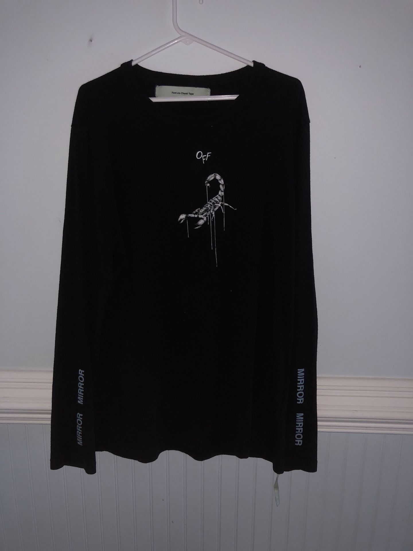 OFF WHITE OTHELLO S SCORPION BLACK TEE for Sale in