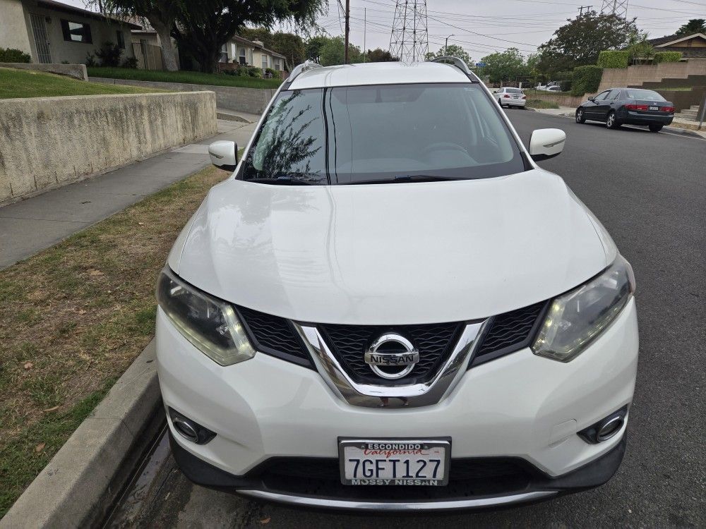 2014 Nissan Rogue Select