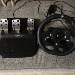 Logitech g920 - Racing wheel and pedals