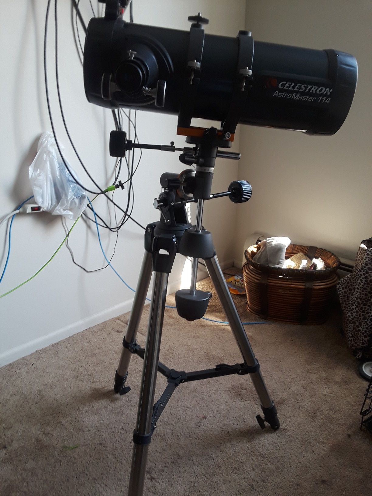 Celestron Astromaster 114eq Telescope with manual and 10mm eyepiece