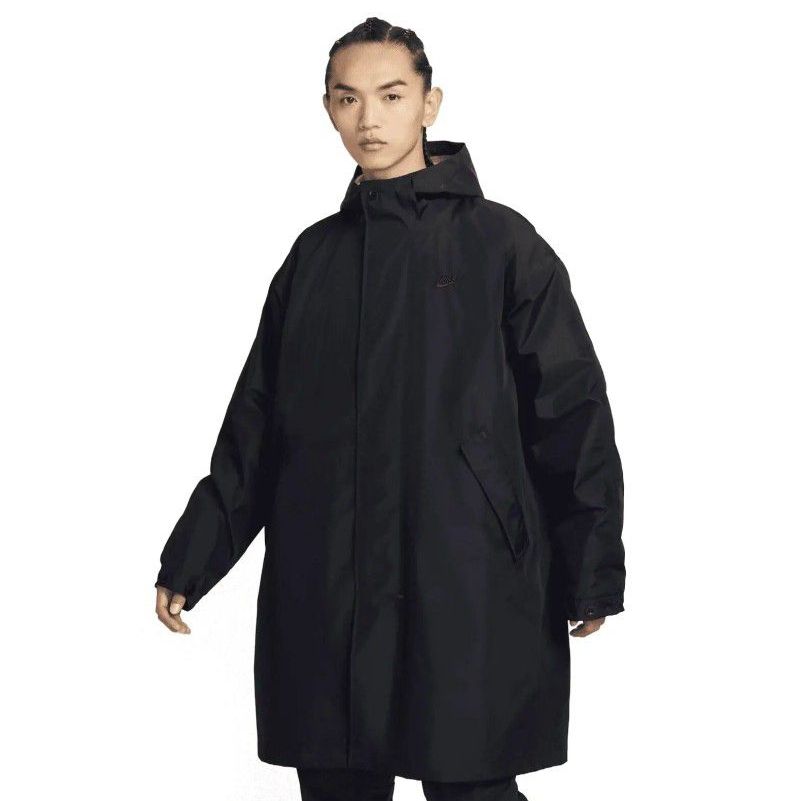 ONLY 2 Medium 1 Small Available $125  Nike ADV Tech 3-in-1 Storm Fit Gore-Tex
Parka Jacket Black DQ4282-010 Mens Size Medium & Small (OVERSIZED FIT)