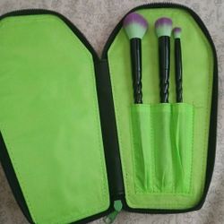 Profusion Back From The Dead Makeup Brush Set 