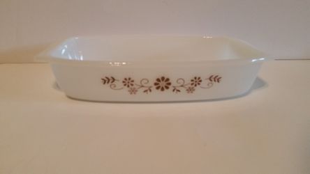 Pyrex Dynaware #11 Oven Dish