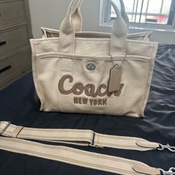 COACH Medium Canvas Tote Bag 