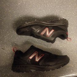 New Balance 412 Size 8.5 Men's 