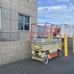 Scissor Lift 
