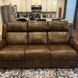 Leather Reclining Sofa/couch