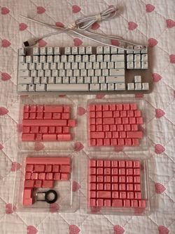 razer black widow lite keyboard and pink key cap set