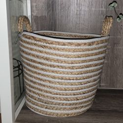 Baskets 