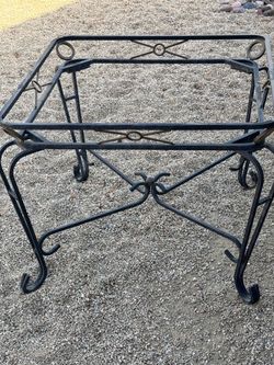 Free table