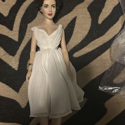 Elizabeth Taylor Collectable Doll.  