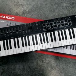 M-Audio Oxygen Pro 61 Keyboard Controller/Pedal