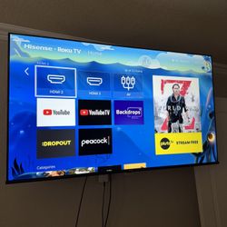 ROKU TV AND SWIVEL MOUNT FOR SALE 55”