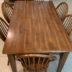 Wood Kitchen Table !
