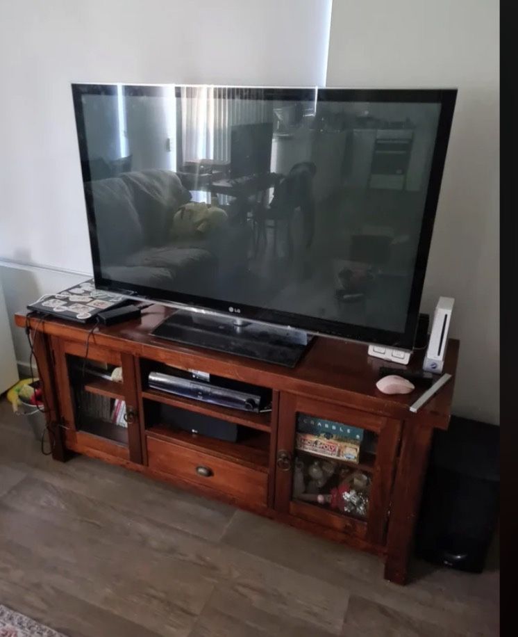 LG 55’ Plasma TV