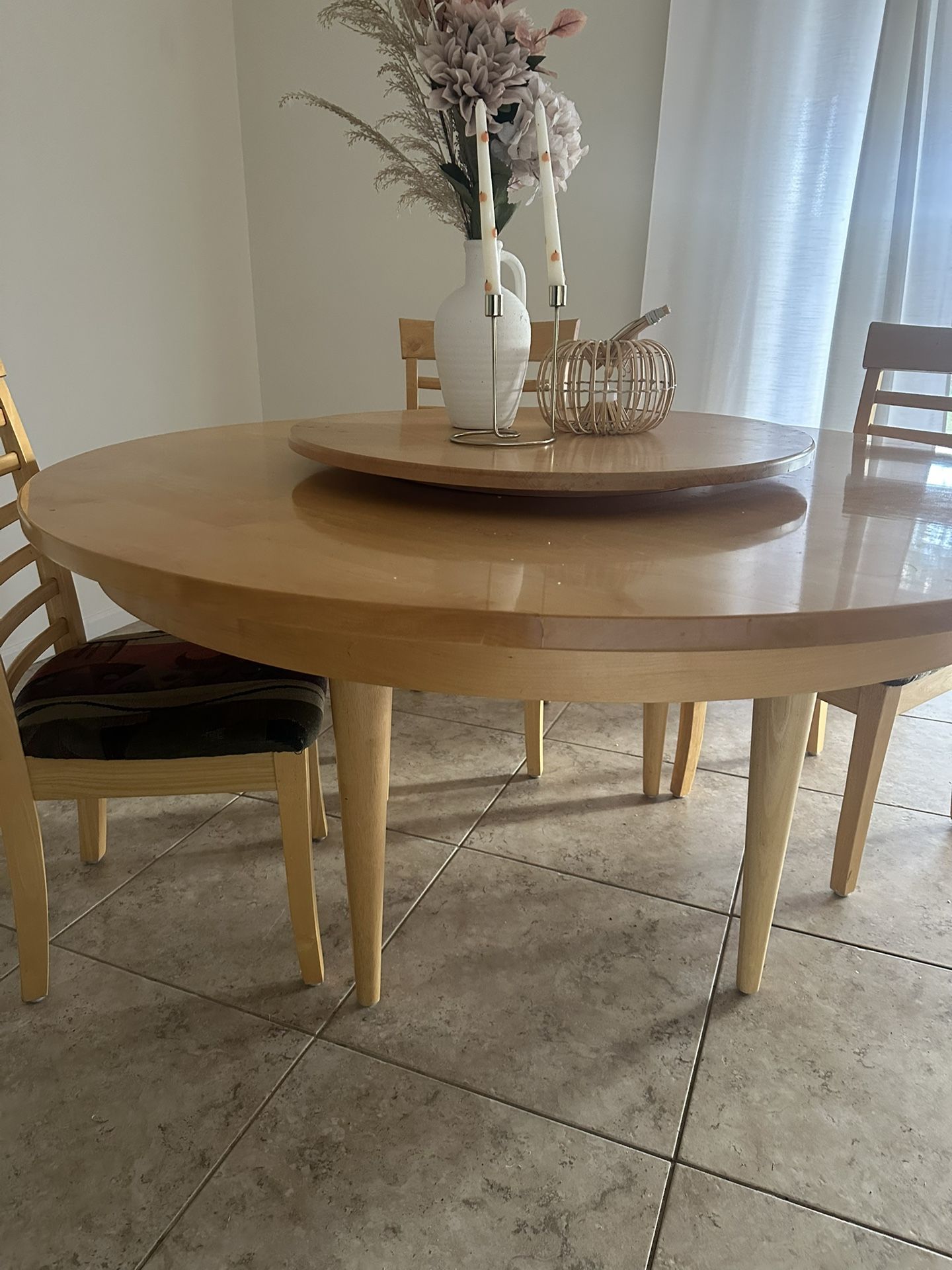 Beautiful 58” Round Table With Detachable Lazy Susan, Light Wood  & 3 chairs 
