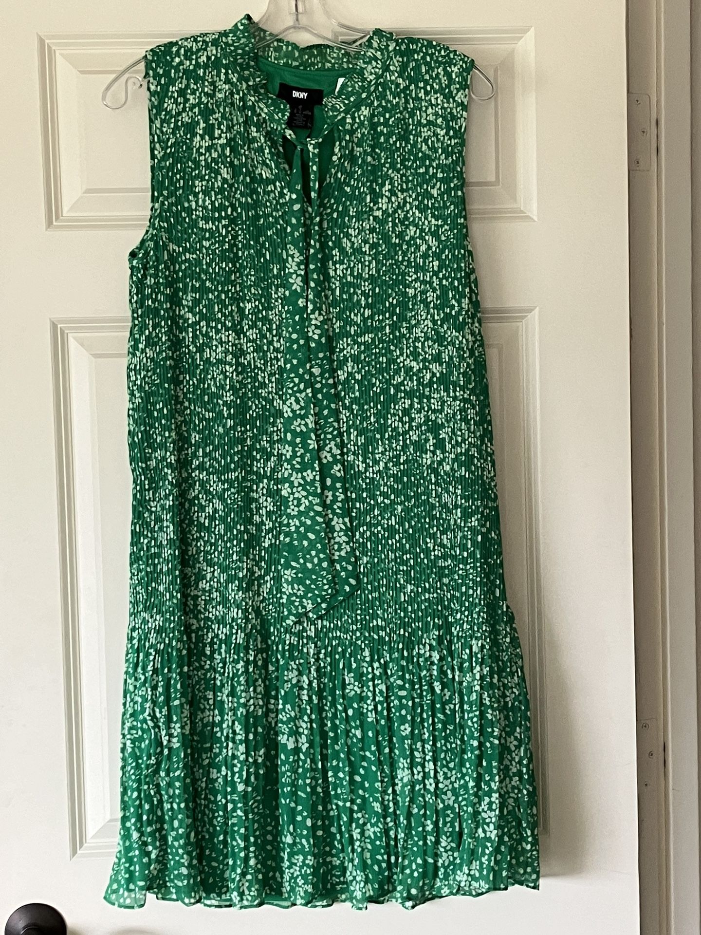 D KNY DRESS NWT