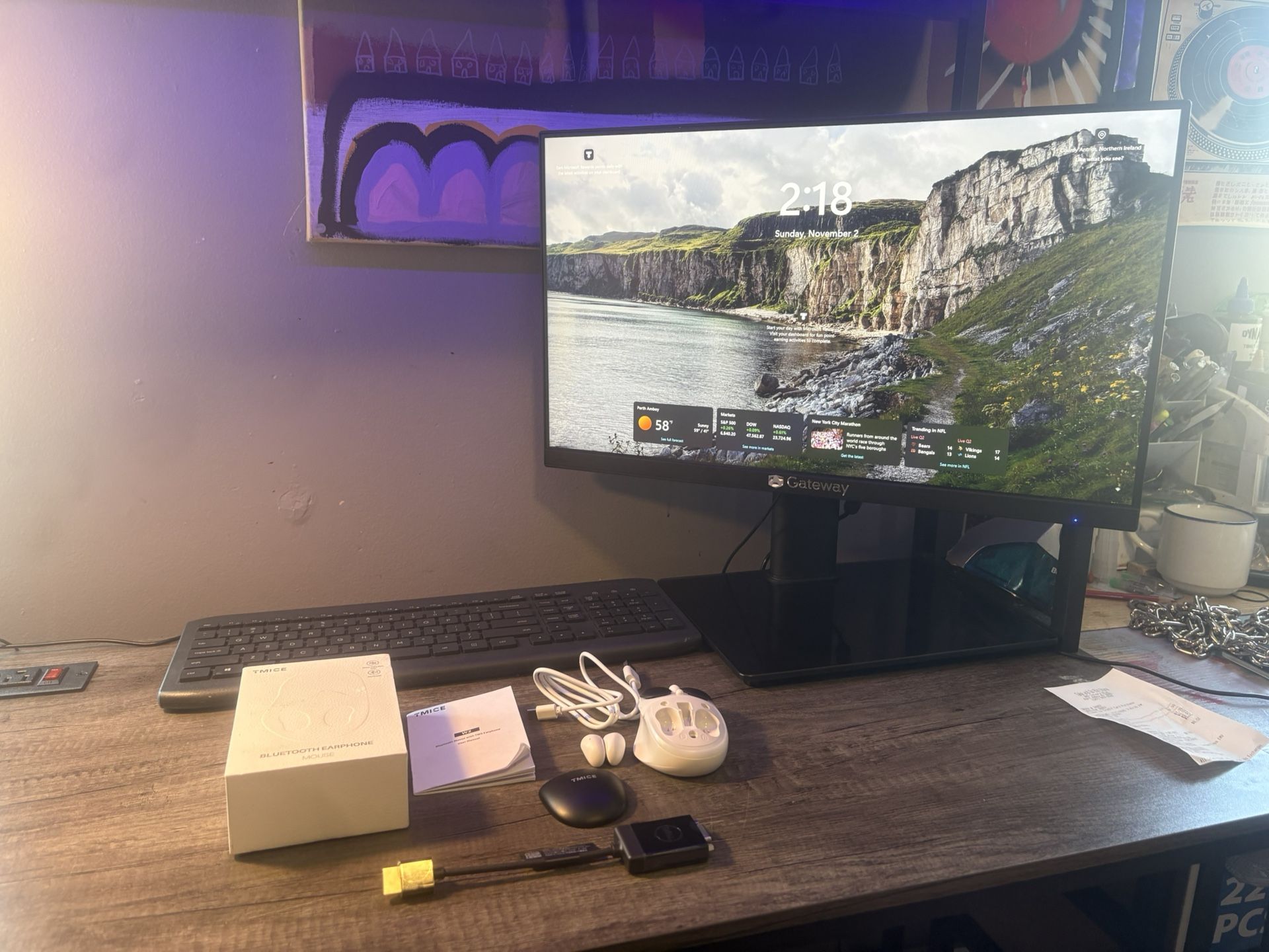 23.8" All-in-One Desktop Model: GWAP42424 Included With Onn Keyboard, Tmice Bluetooth Earphone/mouse