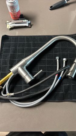 Symmons Pull-Down Kitchen Faucet – Brushed Nickel/Stainless – Great Condition