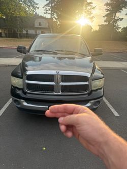Dodge ram 1500 slt v8