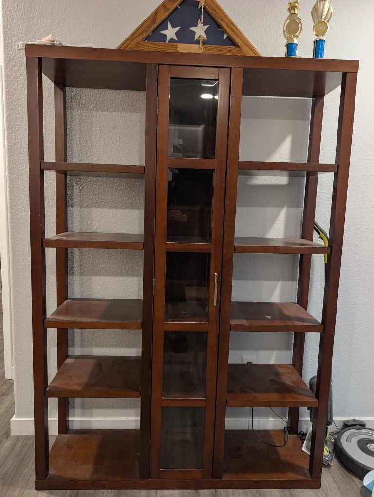 Bookshelf